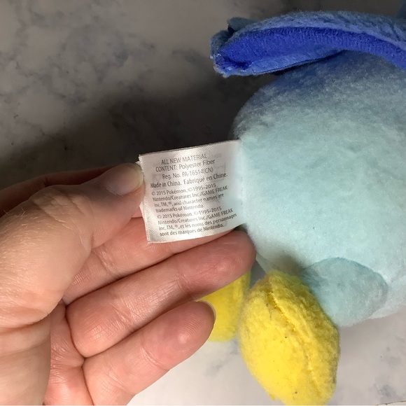 < 2015 Tomy Piplup Pokémon 8” Plush > - Picture 4 of 4